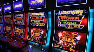 mmk44 App interface မြန်မာဘာသာ Sportsbook Live Casino